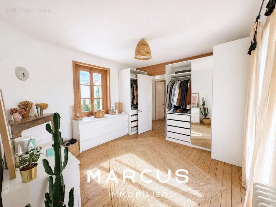 Maison 280 m² à Caen  - photo 8