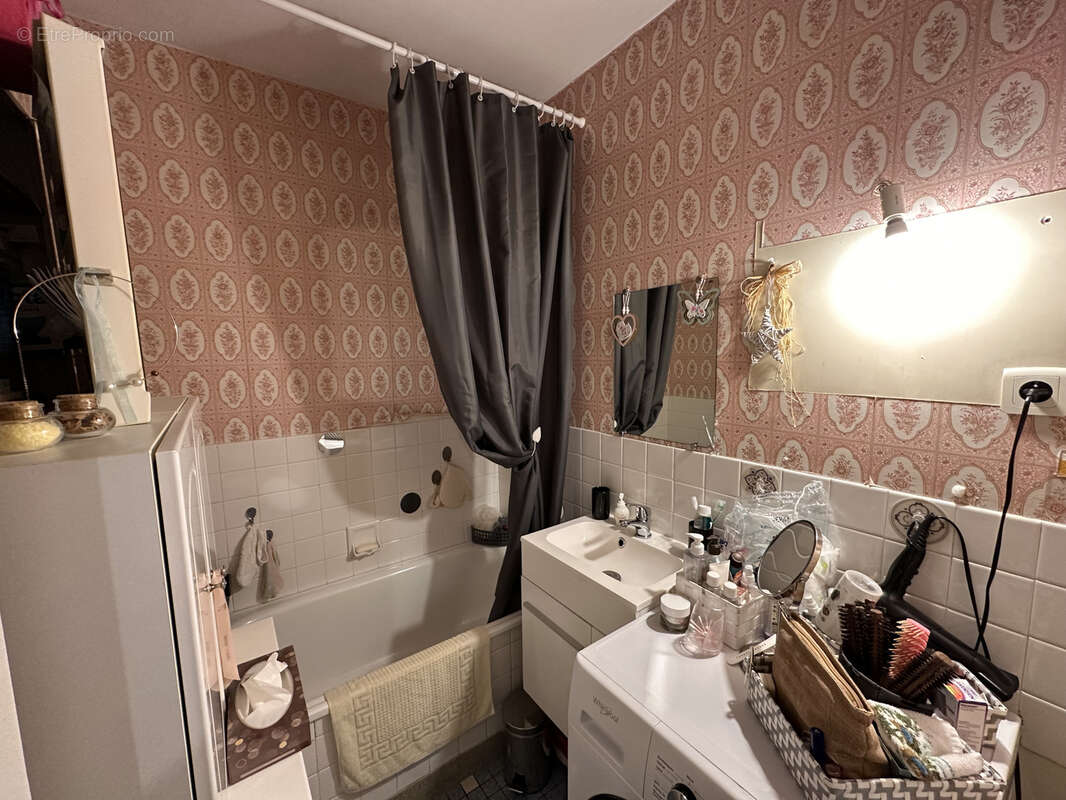 Appartement à YZEURE