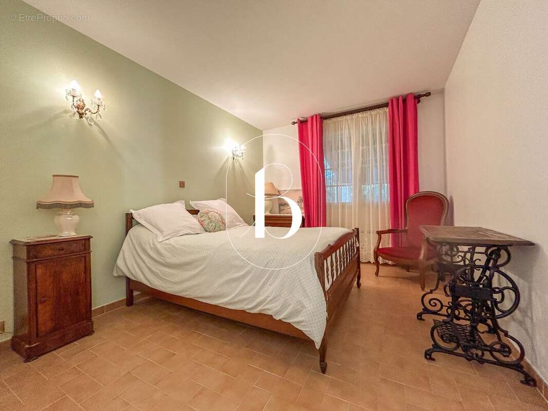 Maison 86 m² à Barjac  - photo 9