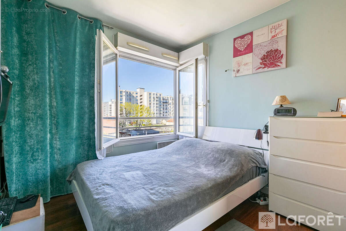 Appartement à LE KREMLIN-BICETRE