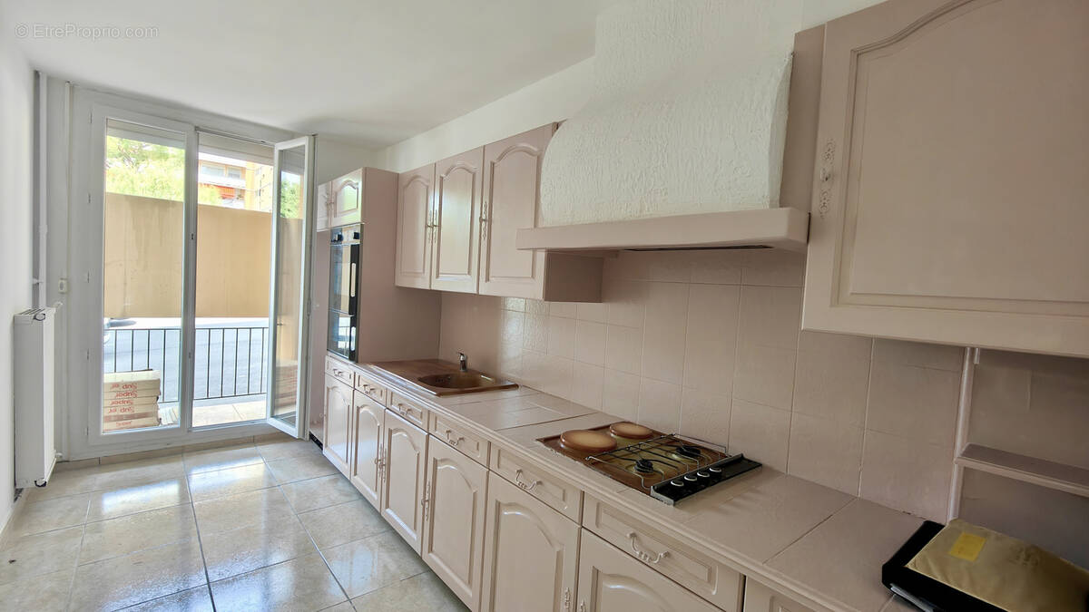 Appartement à MARSEILLE-10E