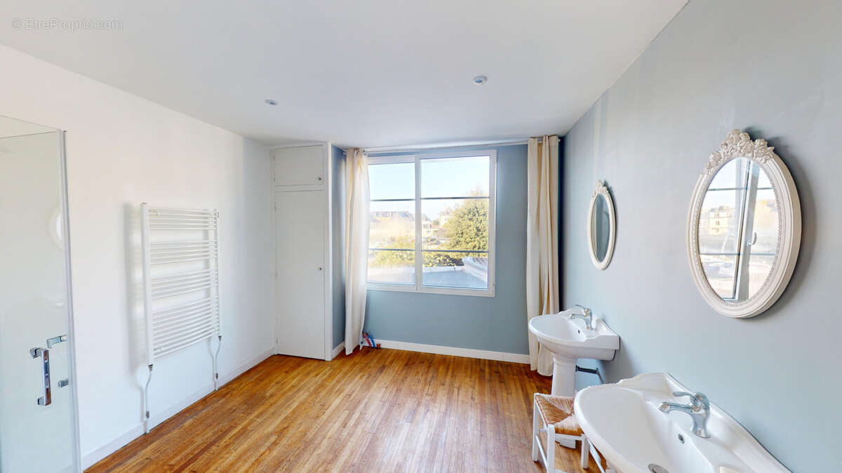 Maison à PONT-L'ABBE