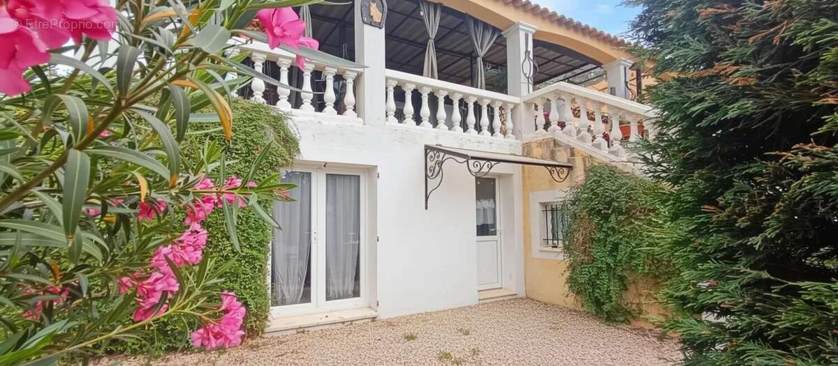 Maison de 7 pièces de 165 m² à Cabasse - photo 7