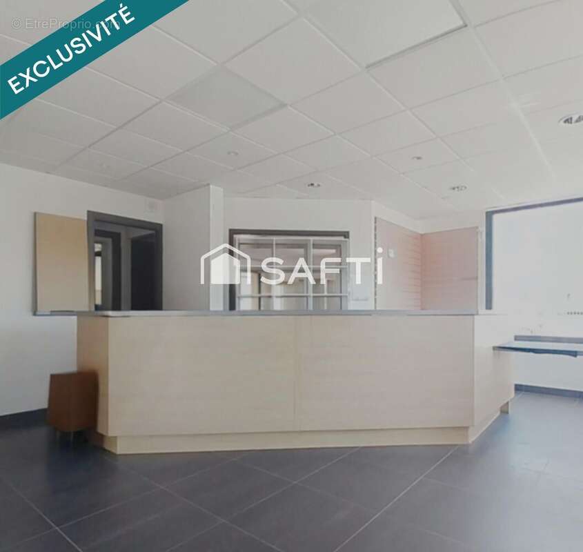Commerce 103 m² à Saint-Gildas-Des-Bois  - photo 3