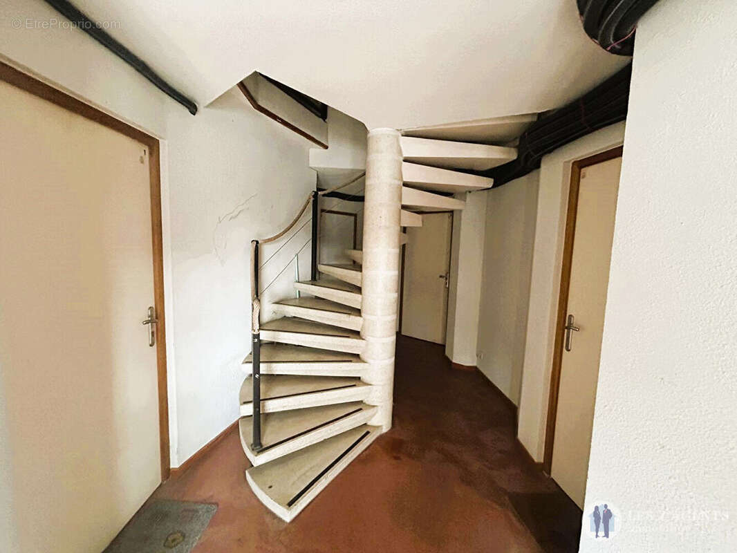 Appartement à SAINT-MARTIN-D'HERES