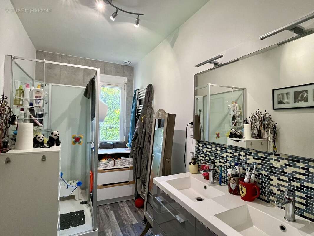 Maison à MONTLIGNON