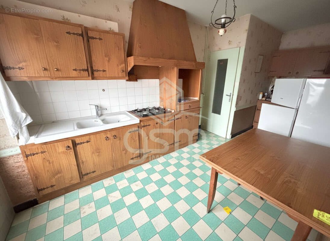 Maison à SAINTE-MAURE-DE-TOURAINE