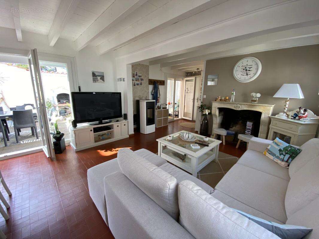 Maison à LES MATHES