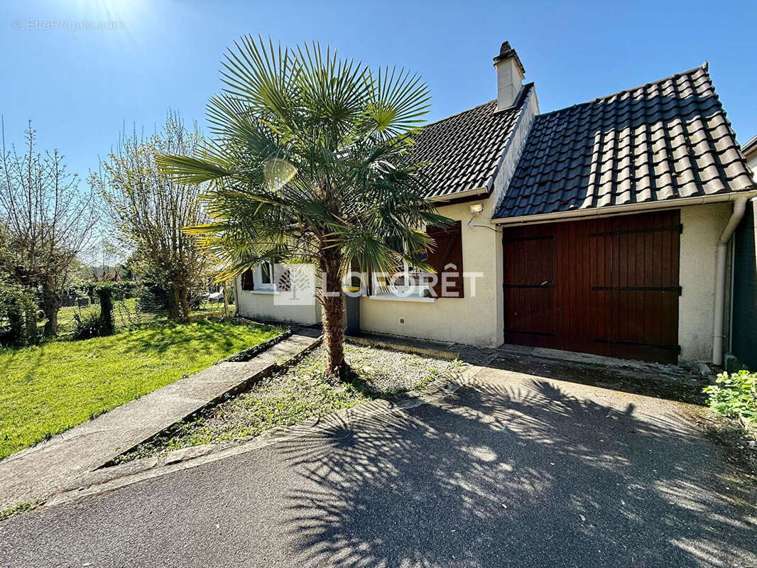 Maison à MILLY-LA-FORET