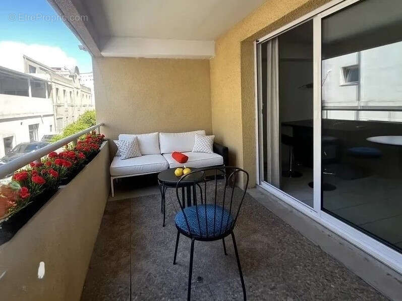 Appartement à MARSEILLE-8E