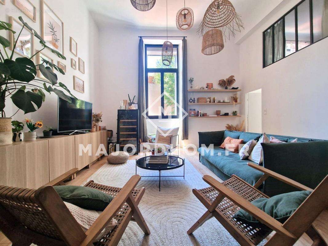 Appartement à MARSEILLE-8E