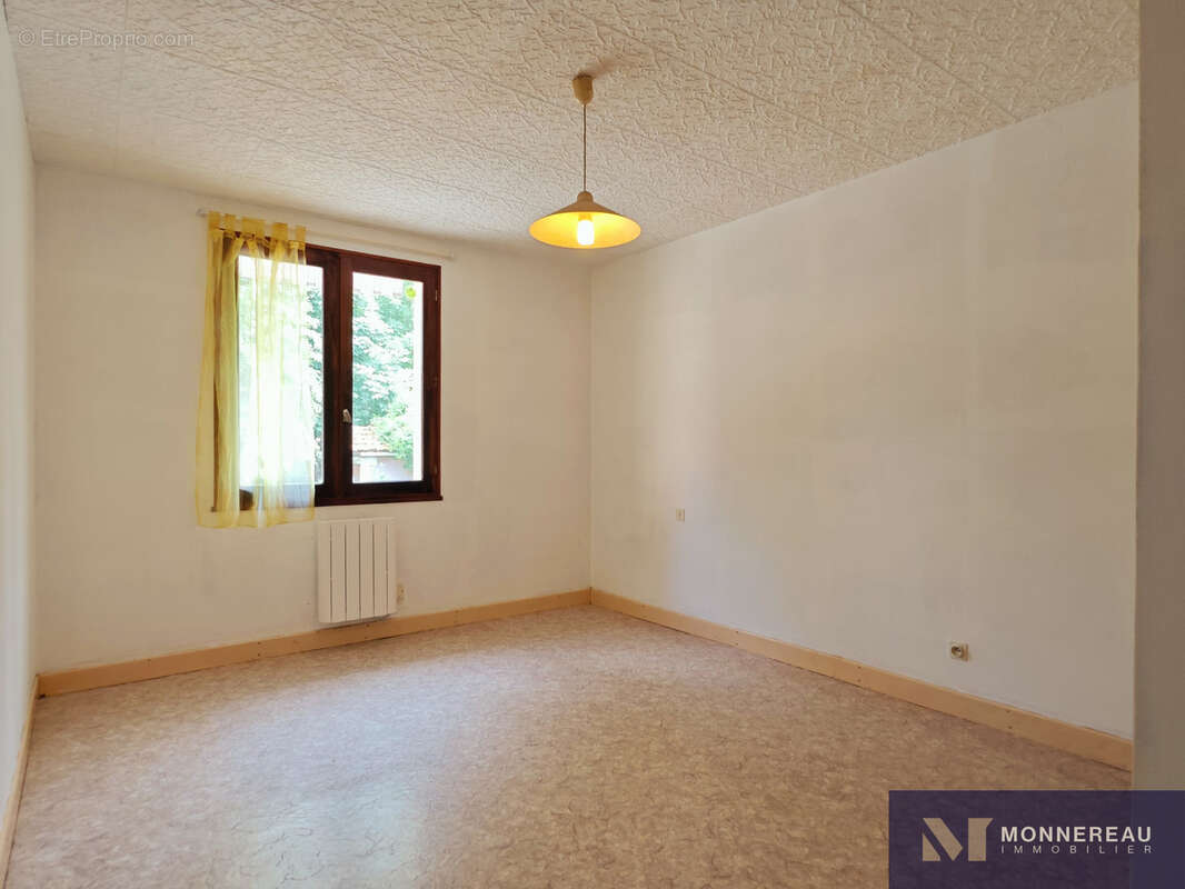 Maison ancienne avec 5 chambres - photo 11