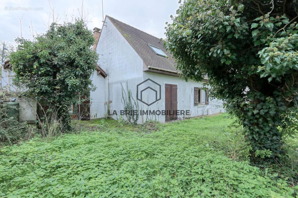 Maison 179 m² à Villecresnes  - photo 7