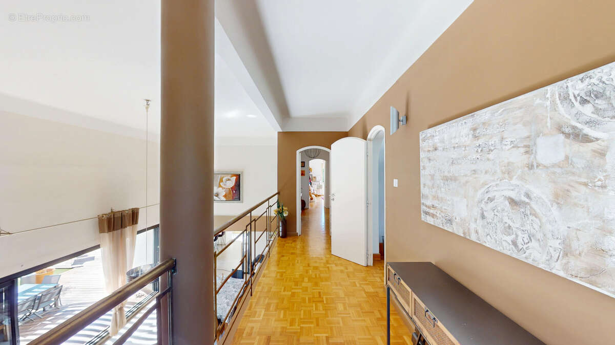 Maison à CARRY-LE-ROUET