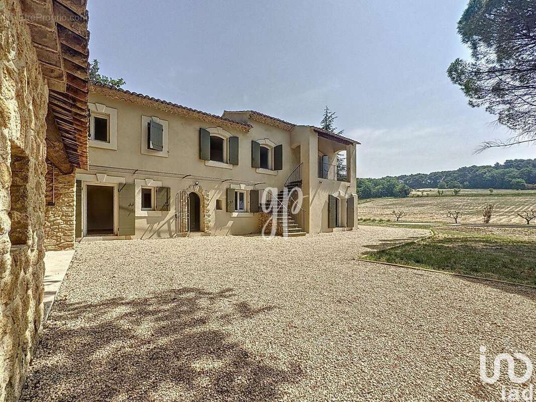 Photo 1 - Maison à LOURMARIN