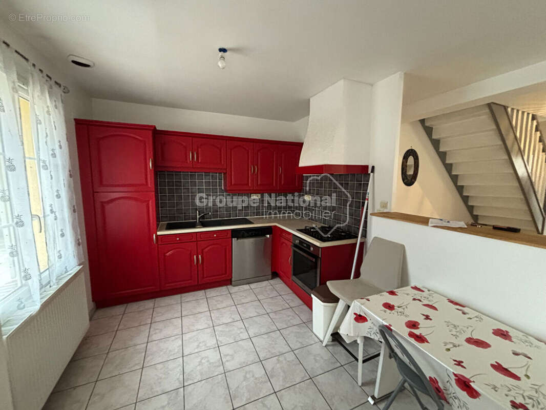 Maison à RESSONS-SUR-MATZ