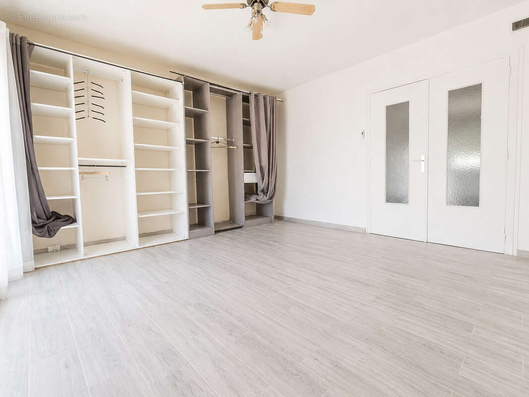 T3 lumineux avec balcon, cave et parking privé   Montpellier Près d'Arènes - photo 5