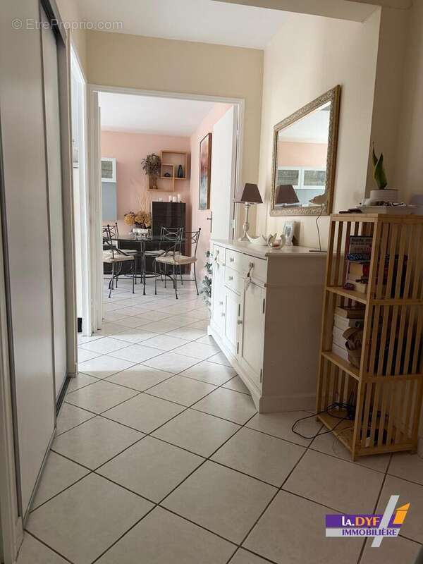 Appartement à TREMBLAY-EN-FRANCE