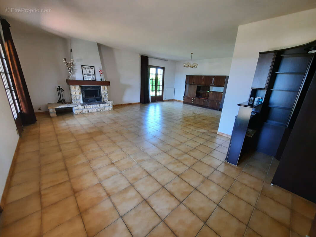 Maison à SAUVETERRE-DE-GUYENNE