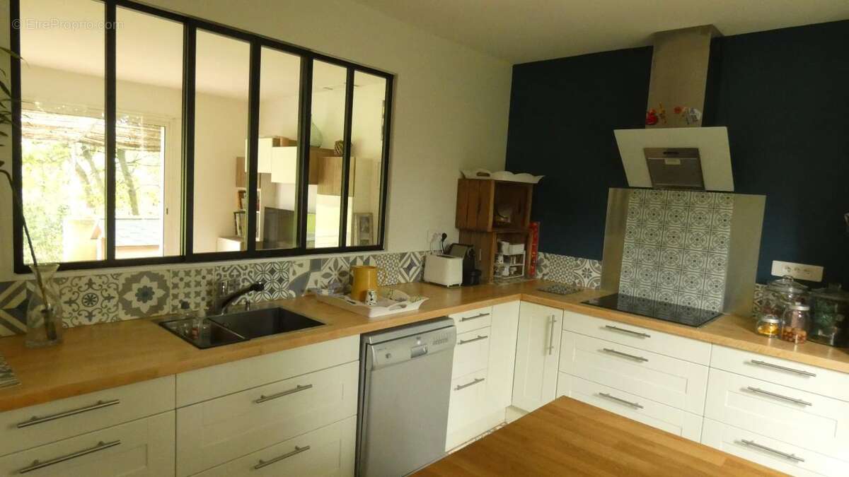 Maison à EYRAGUES