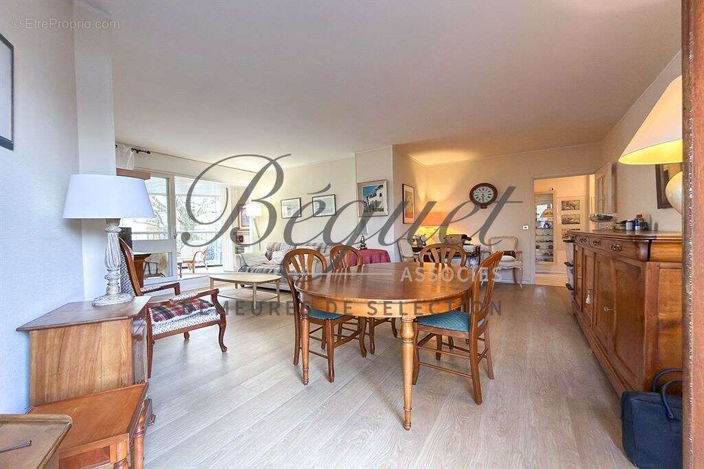 Appartement à LE CHESNAY