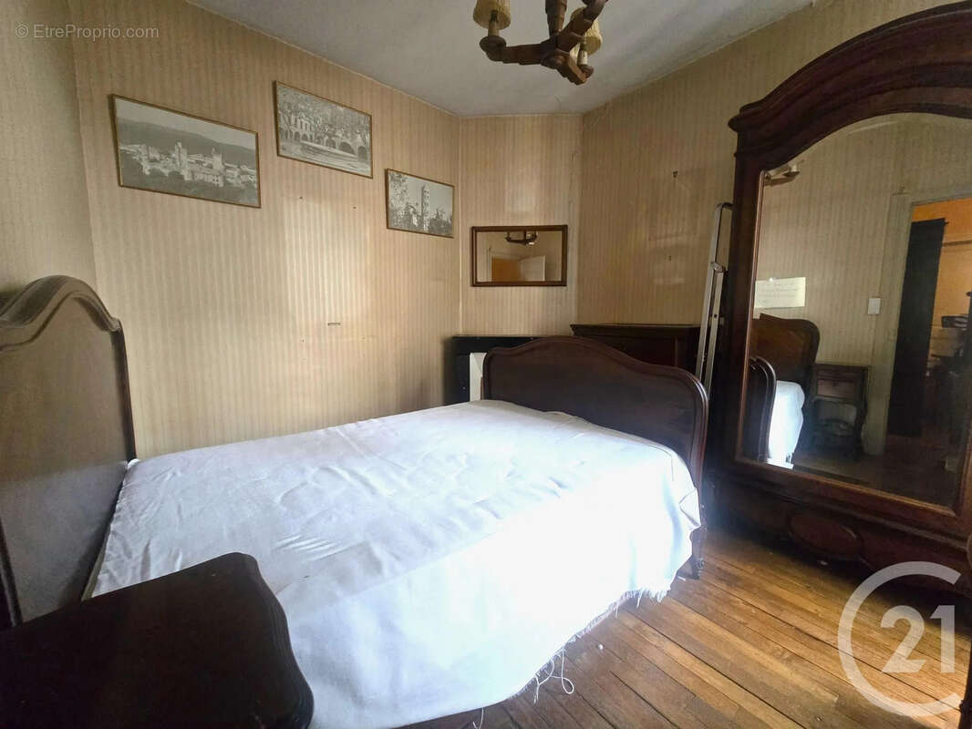 Appartement à SAINT-MAUR-DES-FOSSES