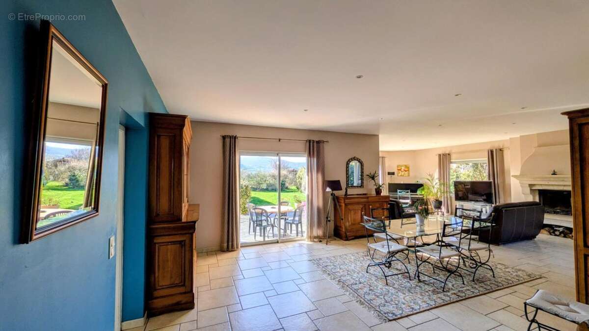 Maison à MARCY-L'ETOILE