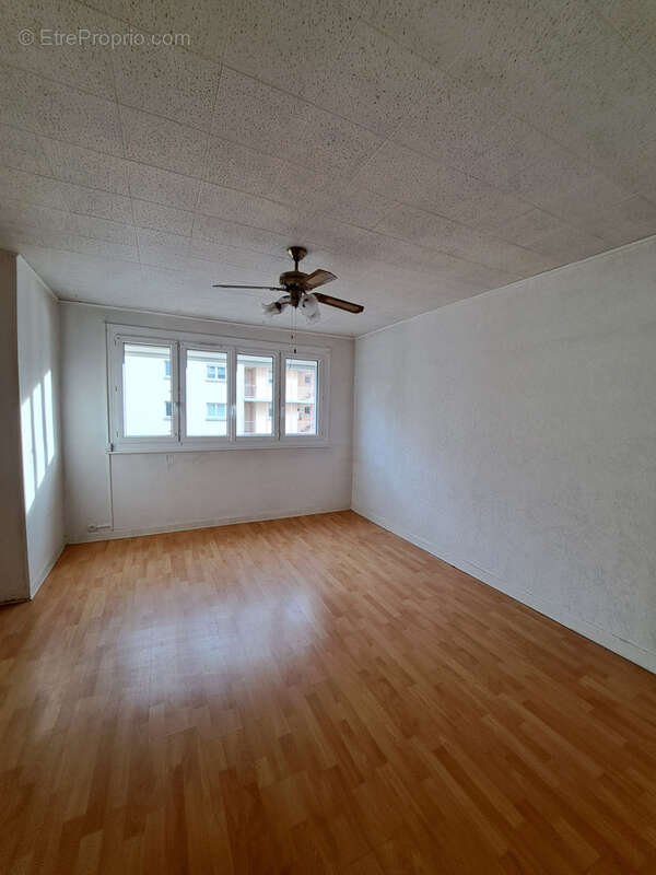 À vendre   Appartement 4 pièces avec balcons et cave   Saint-Max, quartier Jean XXIII - photo 4