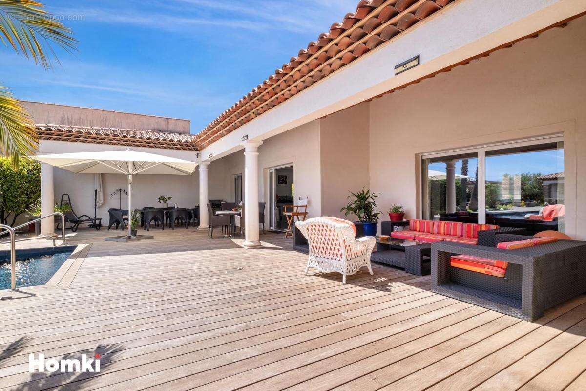 Maison à LE CANNET-DES-MAURES