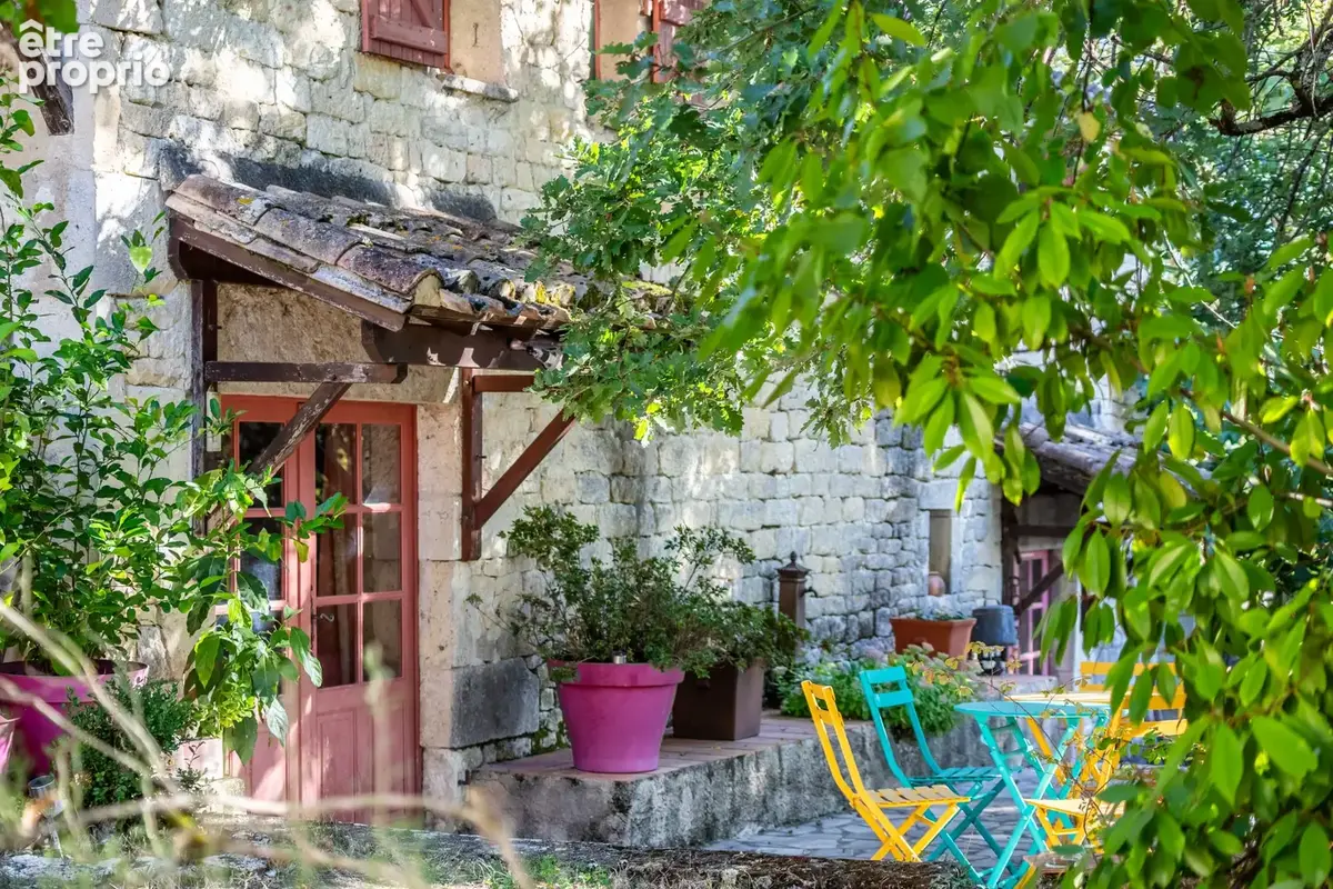 Maison de campagne avec gîte et piscine - photo 2