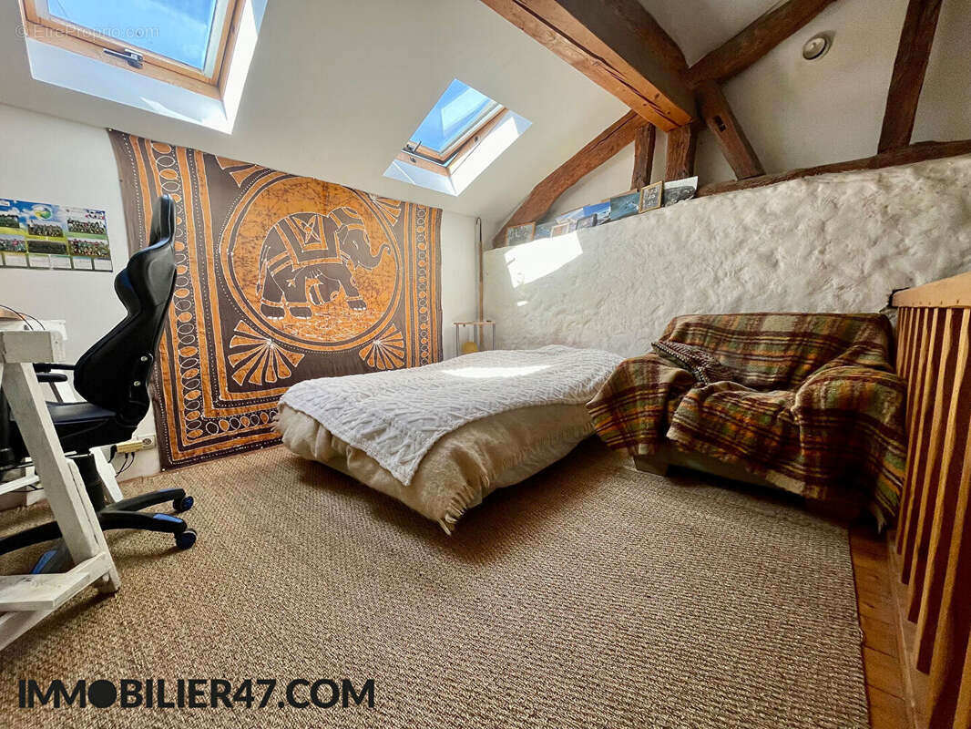 Maison à CLERMONT-DESSOUS