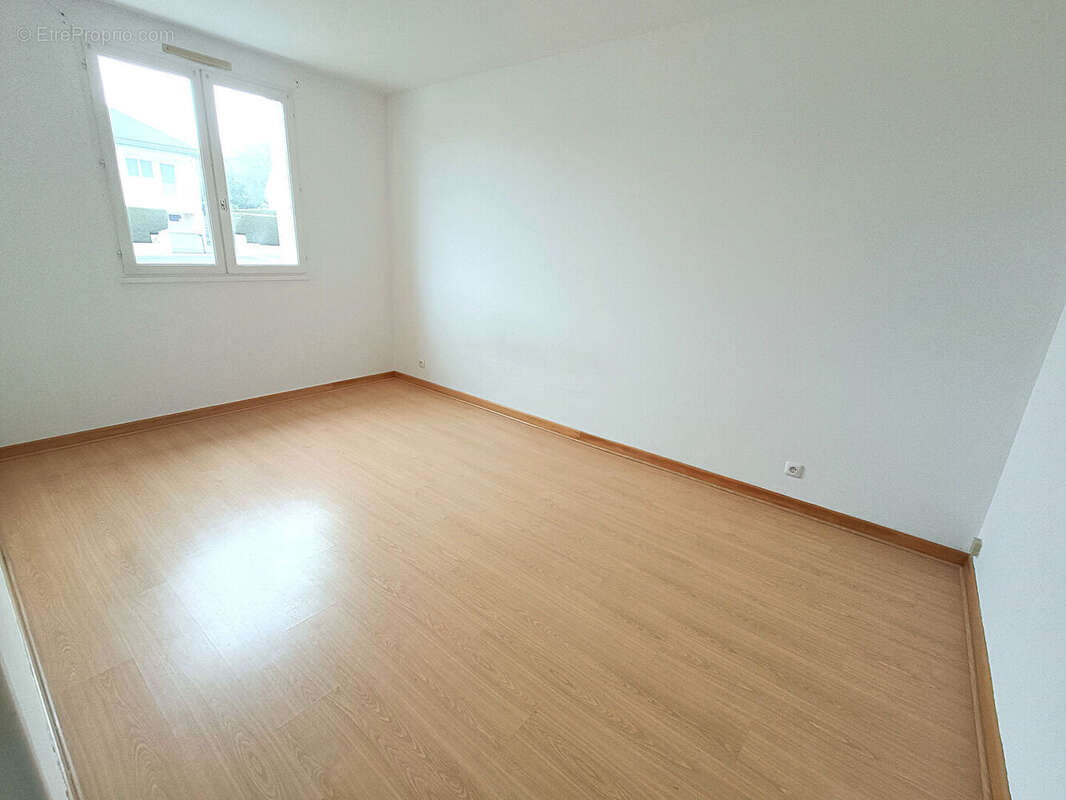 Maison à SAINT-BERTHEVIN