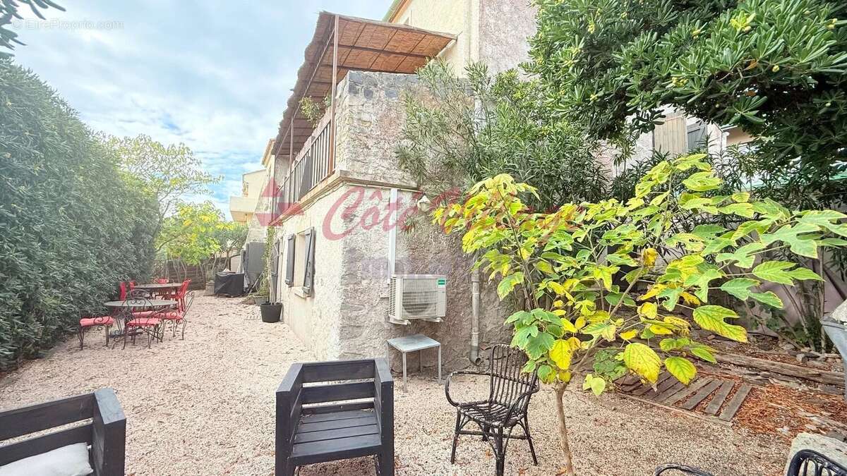 Appartement à FLEURY