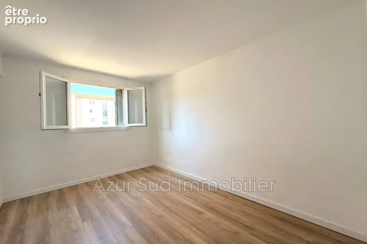 Appartement 57 m² à Vallauris  - photo 3