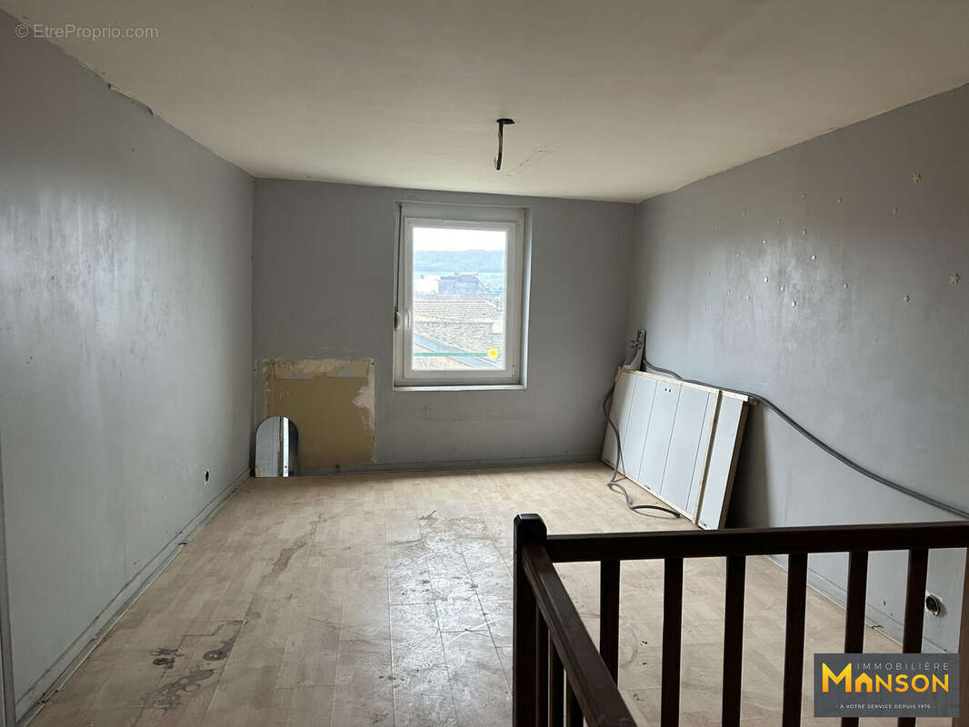 Maison à PONT-SAINT-VINCENT