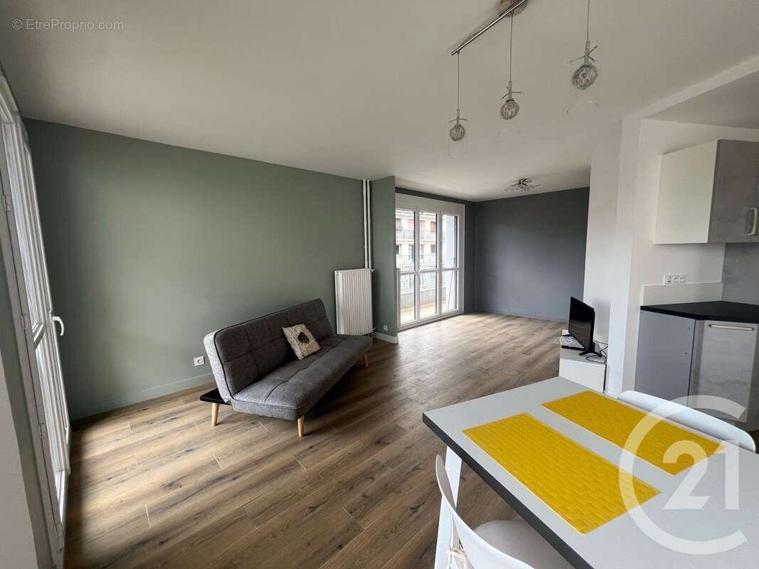 Appartement 94 m² à Aurillac  - photo 4