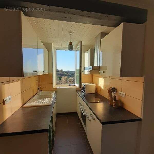 15 km conques- beau corps de ferme -140 m2-1,6 ha - photo 7