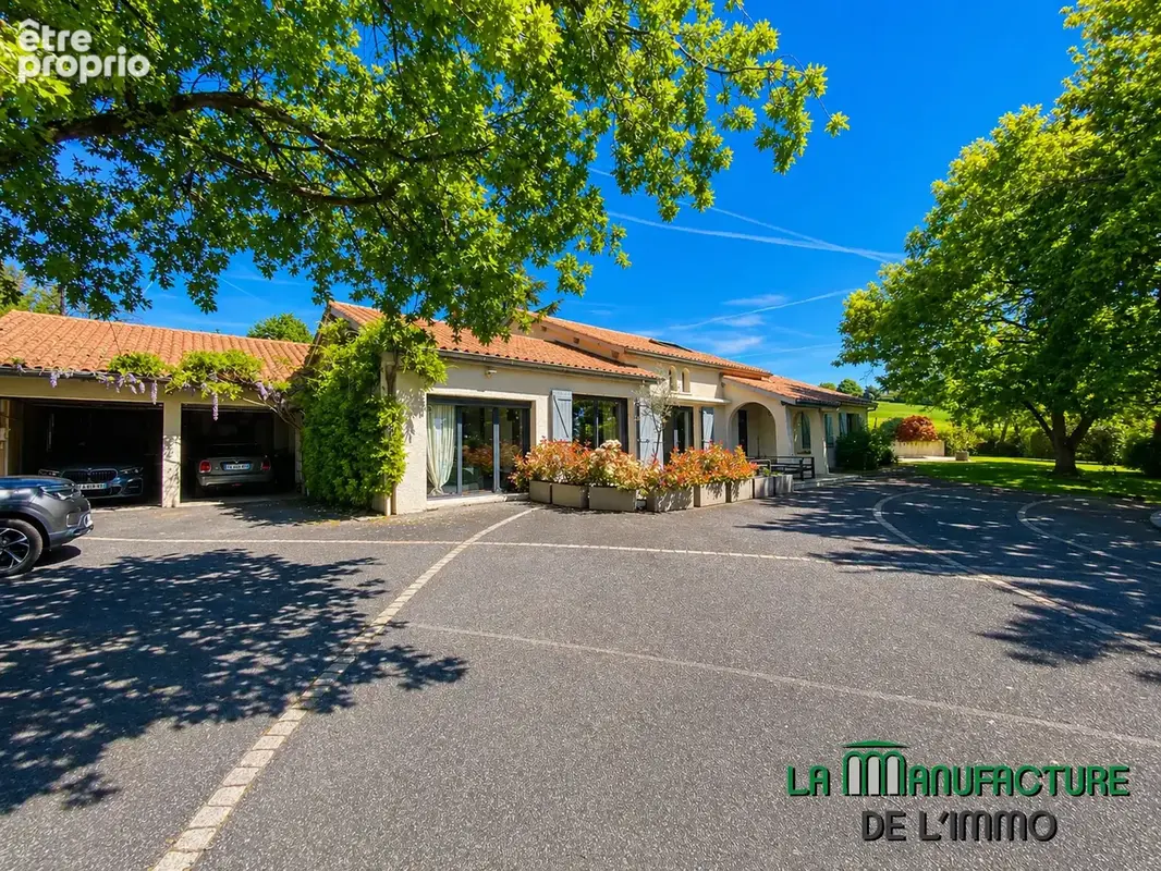 Villa de 184m2 avec piscine et dependance / saint-galmier - photo 6