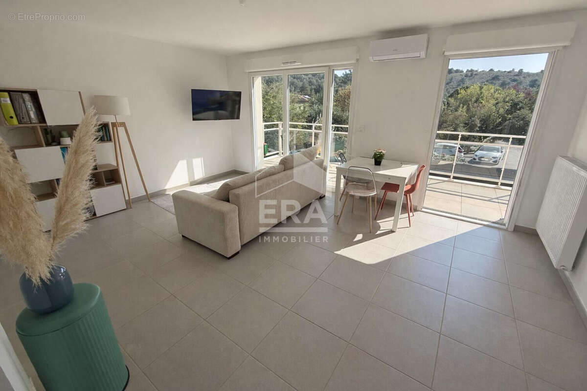 Appartement à SEPTEMES-LES-VALLONS