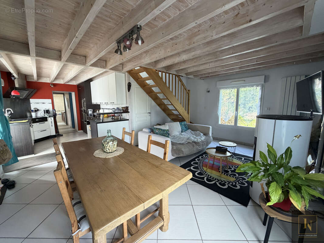 Maison à CHAUVE