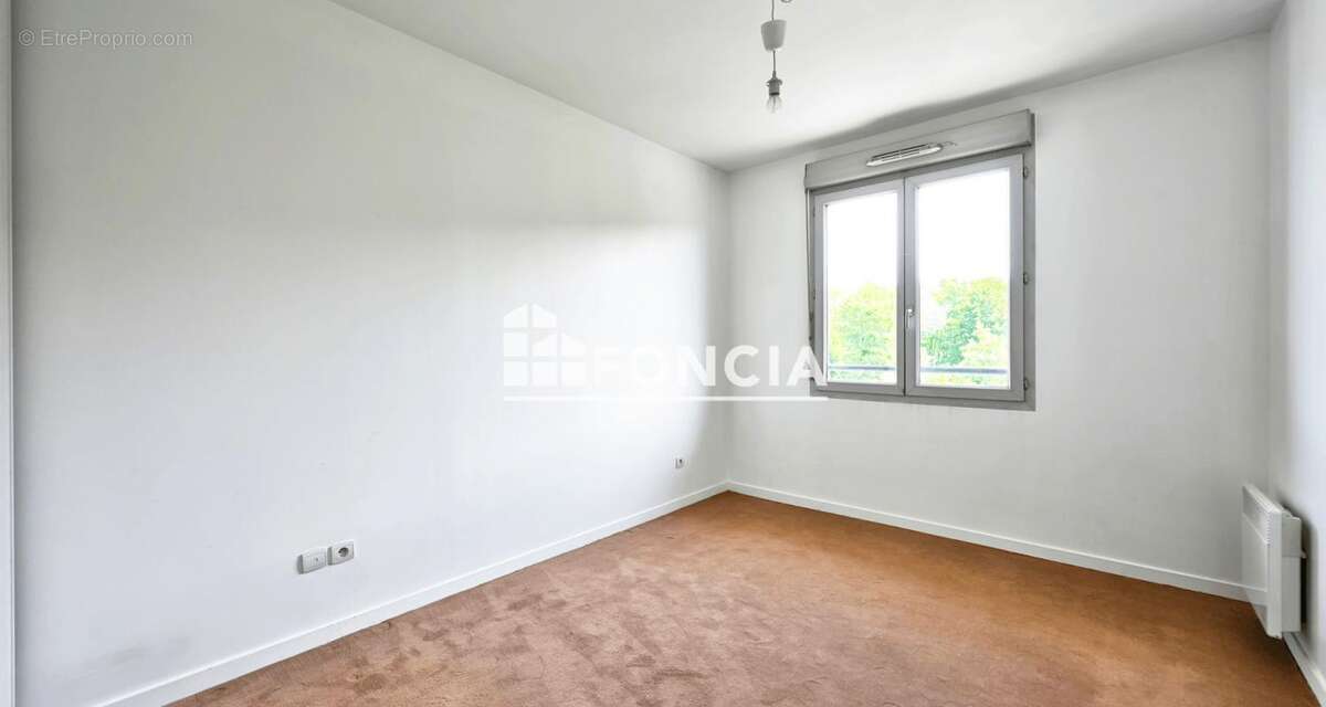 Appartement à SAINT-OUEN-L'AUMONE