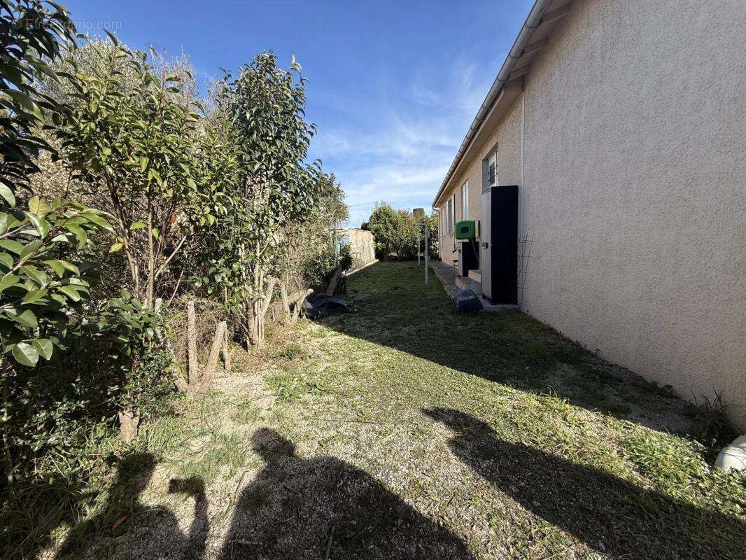 Maison à CHARLEVAL