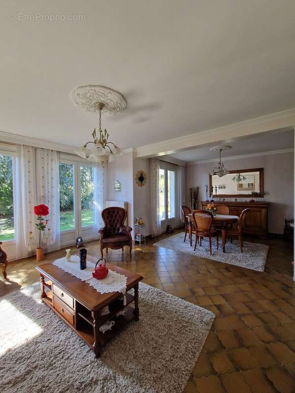 séjour - Maison à REZE