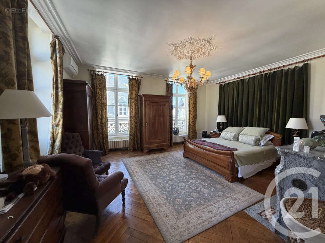 Maison 258 m² à Chateaudun  - photo 10