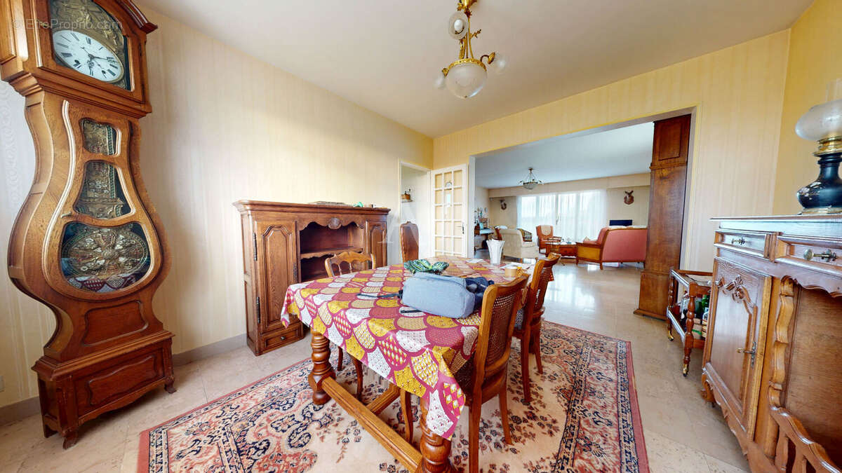 Maison à LE NEUBOURG