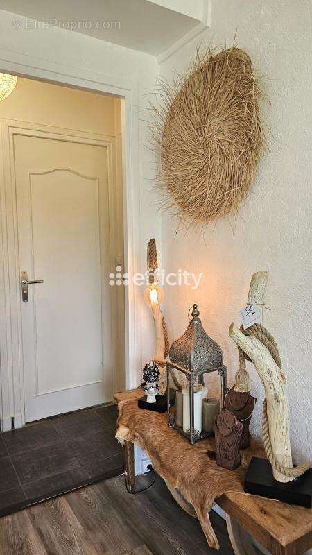Appartement à LIMAS