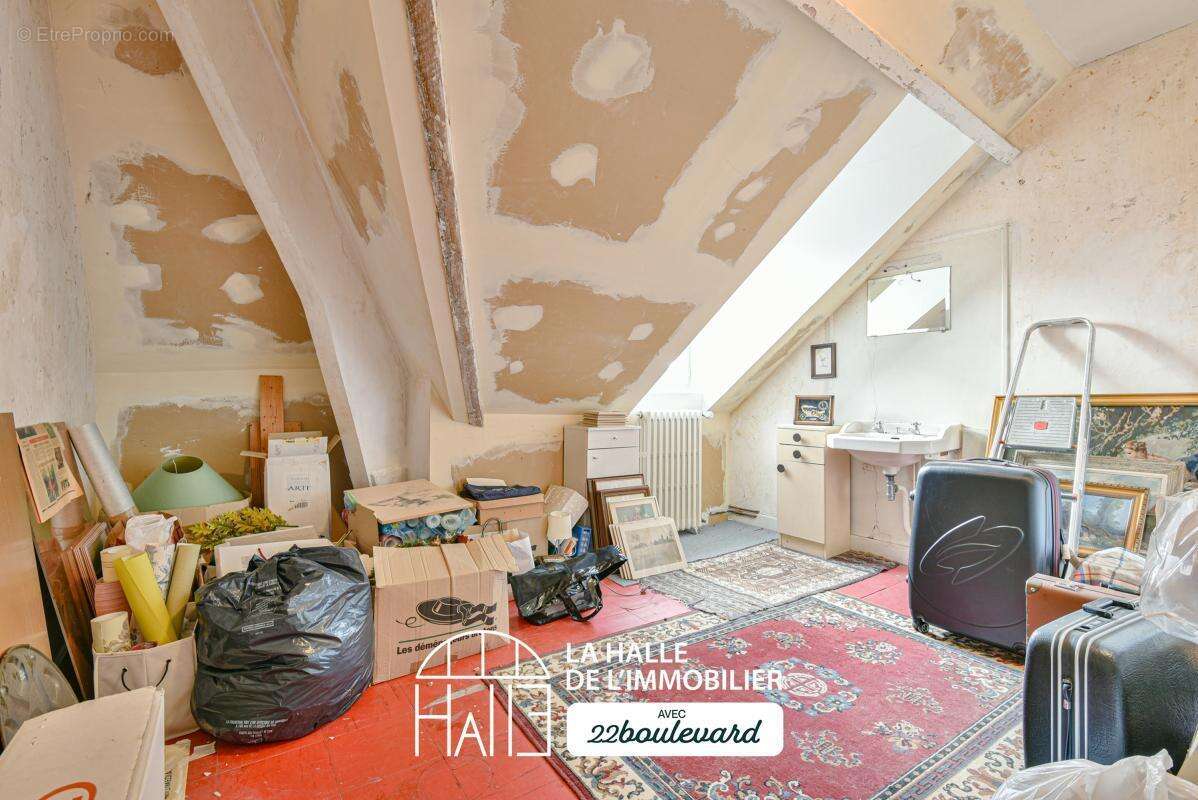 Maison à BONNAC-LA-COTE