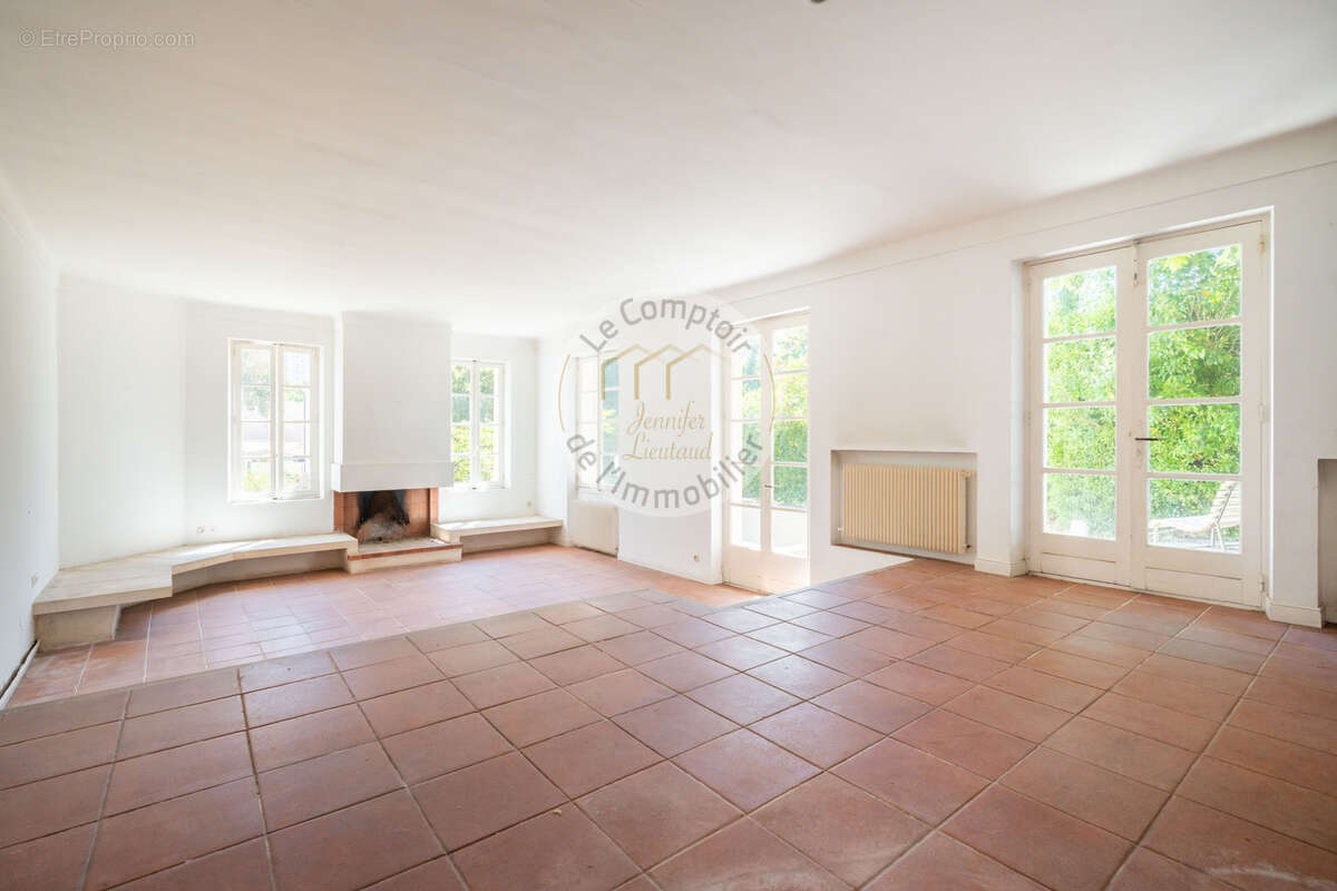 Maison à MARSEILLE-9E