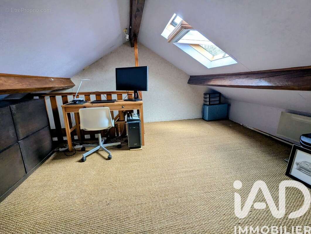 Maison 60 m² à Lavaveix-Les-Mines  - photo 6