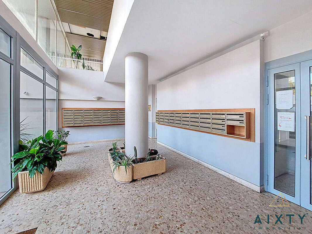 Appartement à MARSEILLE-9E